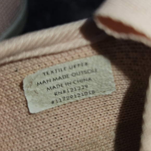 4 new pairs of girls shoes size 2-3 - Picture 6 of 11